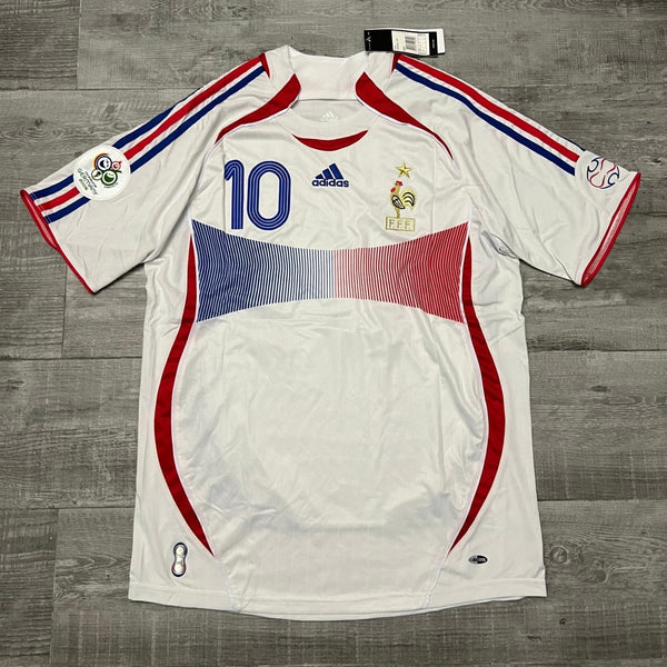 2006 - FRANÇA VISITANTE | RETRO